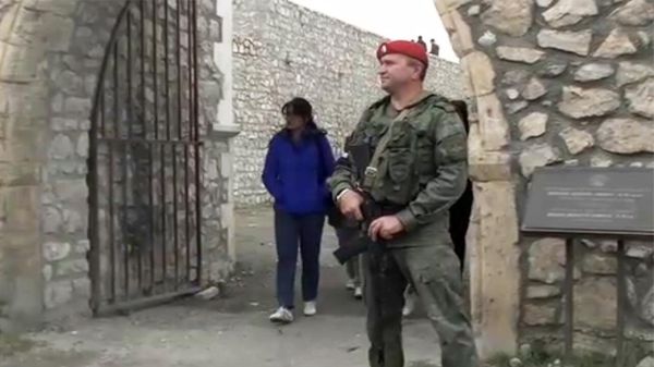 Российские миротворцы обеспечили безопасность учащихся и студентов при посещении монастыря Амарас - Sputnik Армения