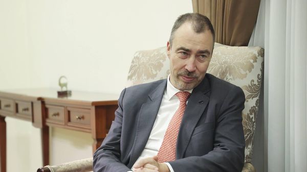 Министр иностранных дел Арарат Мирзоян принял специального представителя ЕС по кризису на Южном Кавказе и в Грузии Тойво Клаара (28 октября 2022). Еревaн - Sputnik Армения