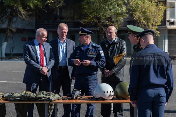 На авиабазе Эребуни отметили 74 годовщину создания армейской авиации (29 октября 2022). Еревaн - Sputnik Армения