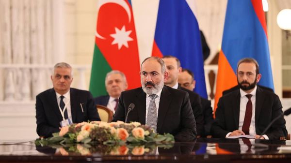 Трехсторонняя встреча премьер-министра РА Никола Пашиняна, президентов России и Азербайджана Владимира Путина и Ильхама Алиева (31 октября 2022). Сочи - Sputnik Армения