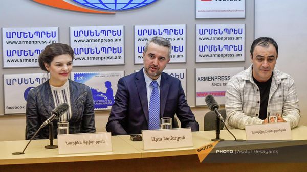 Նարինե Գրիգորյանը, Արա Խզմալյանն ու Լյուդվիգ Հարությունյանը - Sputnik Արմենիա