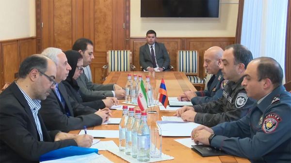 ՀՀ ոստիկանության պետն ընդունել է Հայաստանում ԻԻՀ արտակարգ և լիազոր դեսպանին - Sputnik Արմենիա