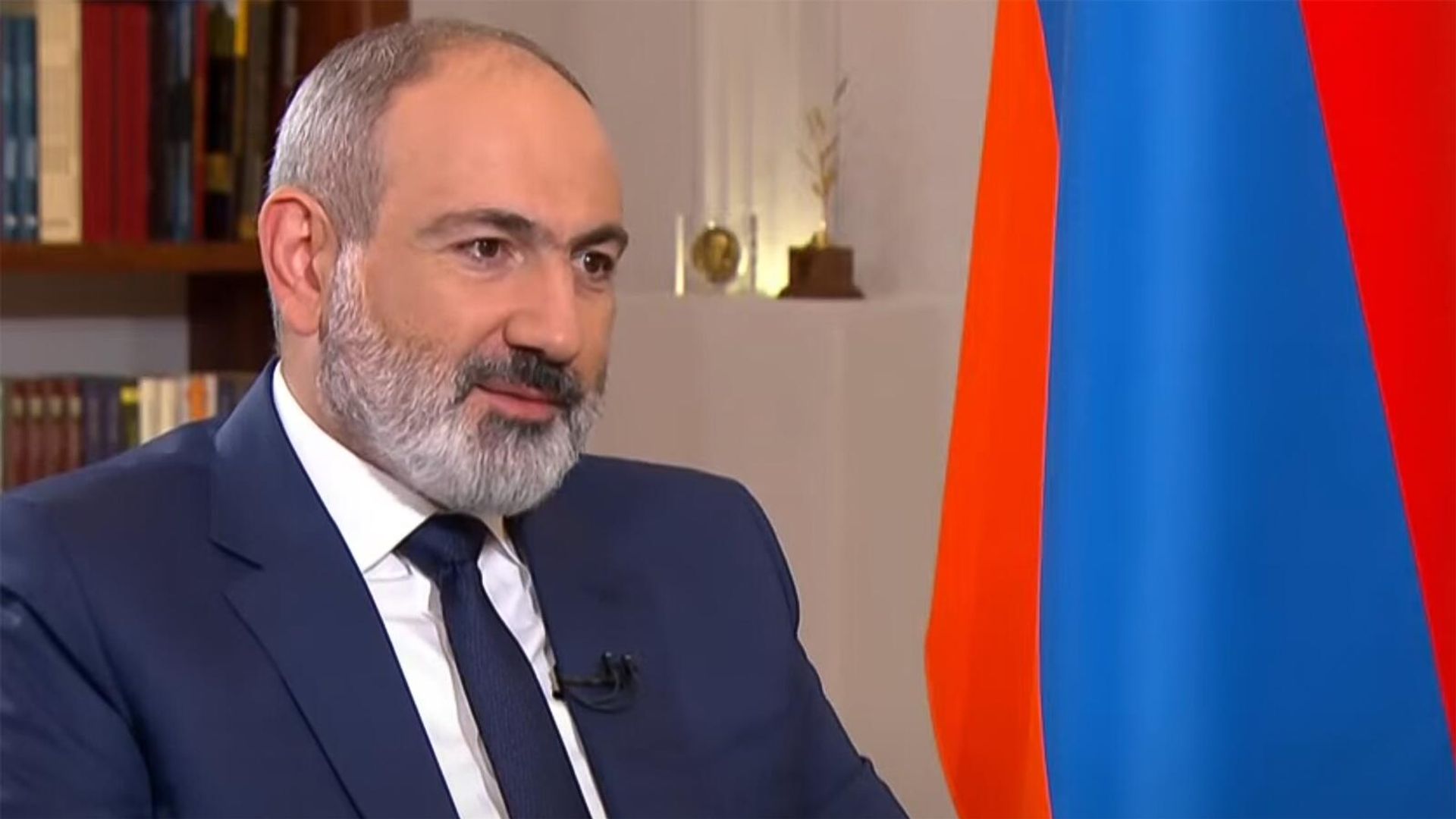 Премьер-министр Никол Пашинян во время интервью Общественному телевидению Армении (11 ноября 2022). Еревaн - Sputnik Армения, 1920, 21.07.2023