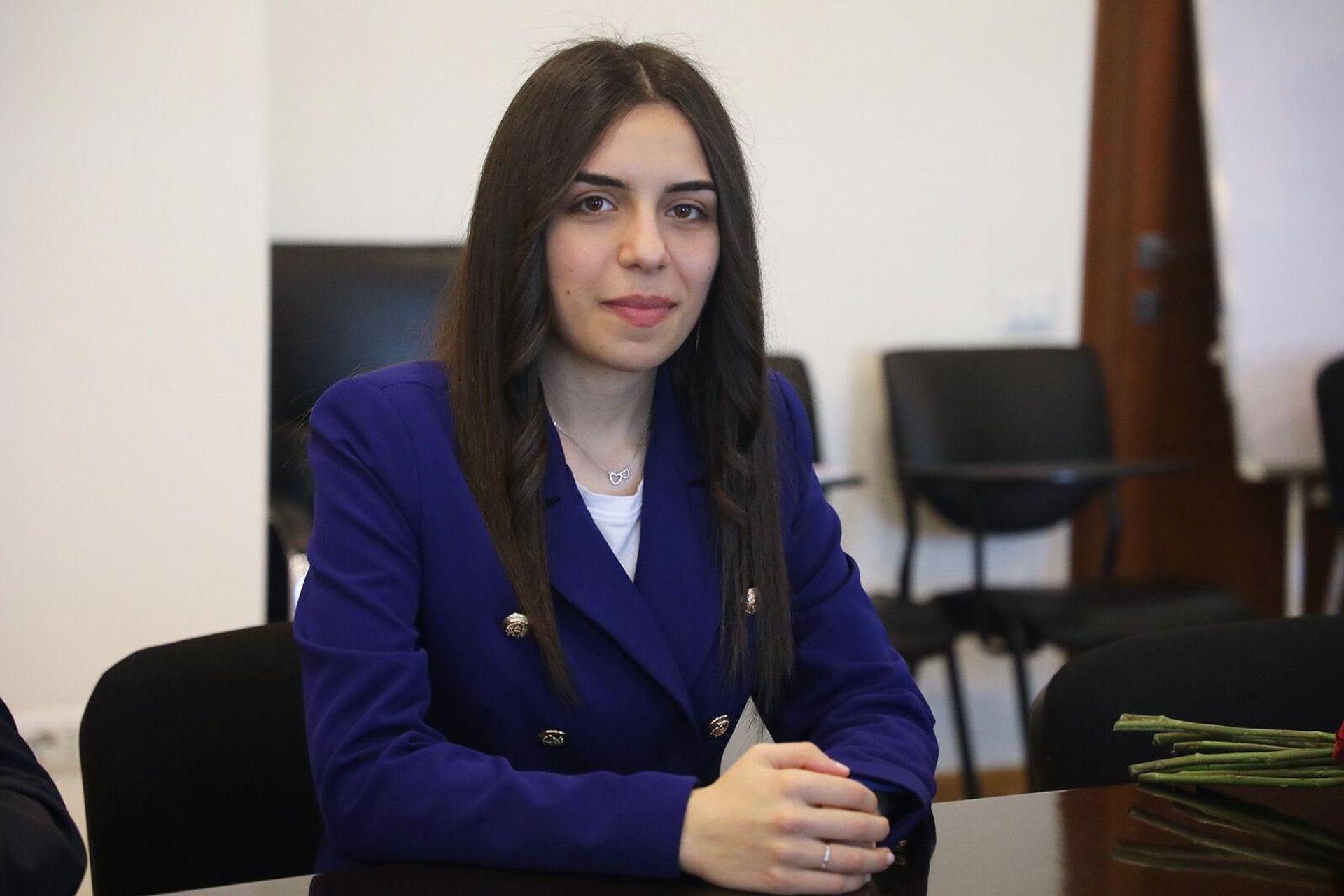 Министр ОНКС Ваграм Думанян принял члена женской сборной Армении по шахматам Мариам Мкртчян (17 ноября 2022). Еревaн - Sputnik Армения, 1920, 17.11.2022
