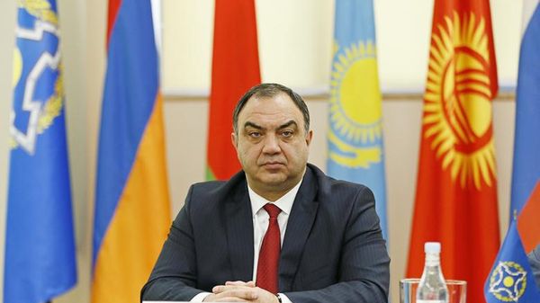 Заседание Координационного совета руководителей компетентных органов по противодействию незаконному обороту наркотиков государств-членов ОДКБ (18 ноября 2022). Еревaн - Sputnik Армения