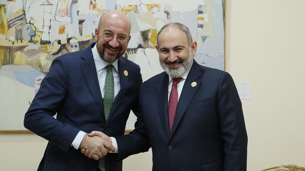 Նիկոլ Փաշինյանն ու Շառլ Միշելը - Sputnik Արմենիա