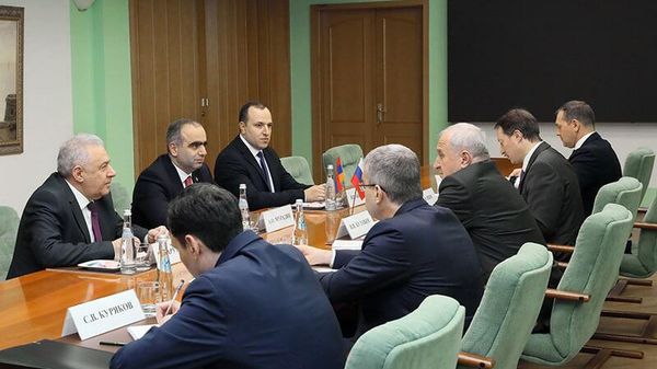 Հայաստանի և Ռուսաստանի մաքսավորներները քննարկել են Վերին Լարսի իրավիճակը  - Sputnik Արմենիա