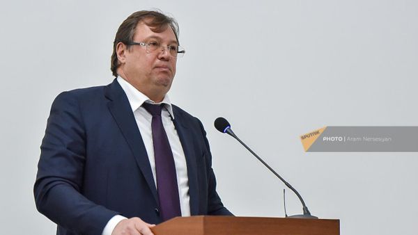 Генеральный директор ЗММК, президент группы компаний Геопромайнинг Роман Худолий на конференции по случаю публикации первого отчета устойчивого развития ЗММК (22 ноября 2022). Еревaн - Sputnik Армения
