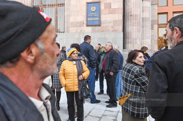 Քաշաթաղի ու Բերձորի նախկին բնակիչների բողոքի ակցիան - Sputnik Արմենիա
