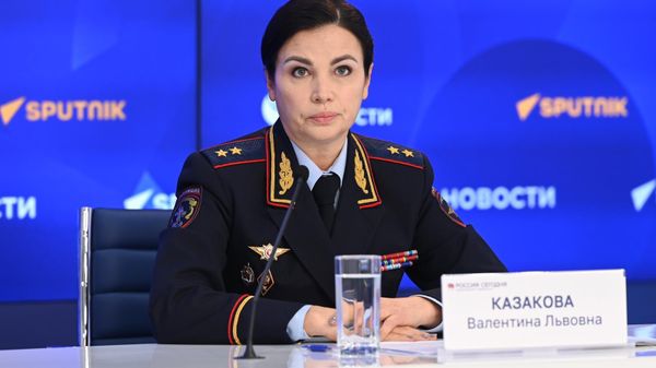 Начальник главного управления по вопросам миграции министерства внутренних дел РФ Валентина Казакова на брифинге (24 ноября 2022). Москва - Sputnik Армения