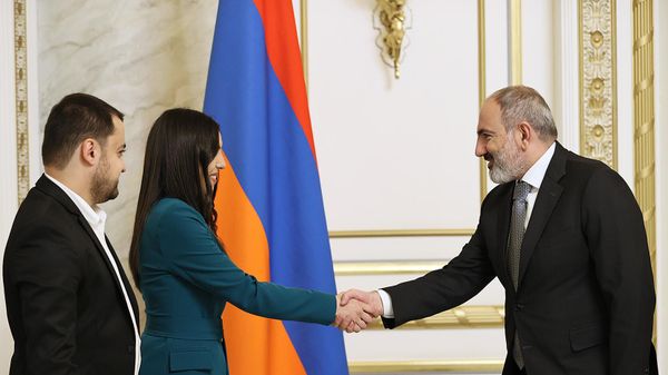 Փաշինյանն ընդունել է շախմատի աշխարհի և Եվրոպայի առաջնությունների հաղթող Մարիամ Մկրտչյանին - Sputnik Արմենիա