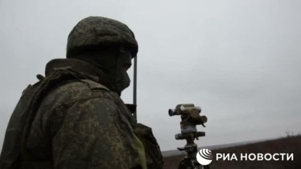 Видео РИА Новости. Экипаж российской установки Акация уничтожил наблюдательный пункт украинских военных - Sputnik Արմենիա