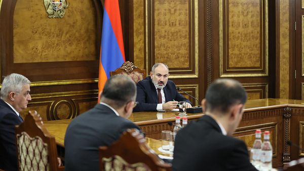 Նիկոլ Փաշինյանի գլխավորությամբ տեղի է ունեցել խորհրդակցություն - Sputnik Արմենիա