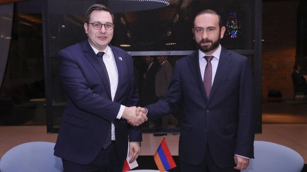 Встреча министра иностранных дел Арарата Мирзояна с чешским коллегой Яном Липавским (30 ноября 2022). Лодзь - Sputnik Армения