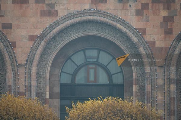 Новогоднее освещение на площади Республики - Sputnik Армения