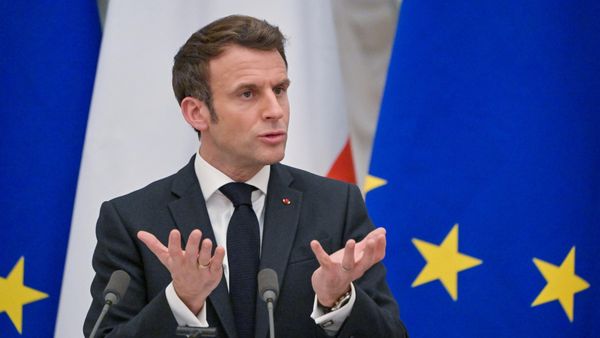 Президент РФ В. Путин провел переговоры с президентом Франции Э. Макроном - Sputnik Армения