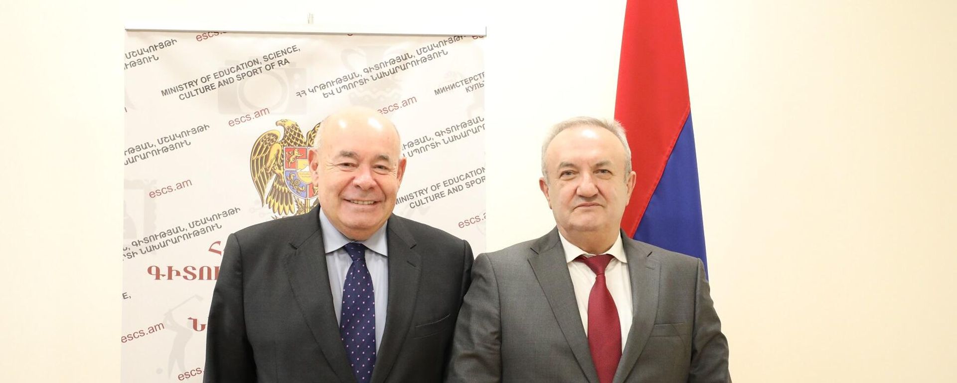 Վահրամ Դումանյանն ընդունել է Միխայիլ Շվիդկոյին - Sputnik Արմենիա, 1920, 06.12.2022