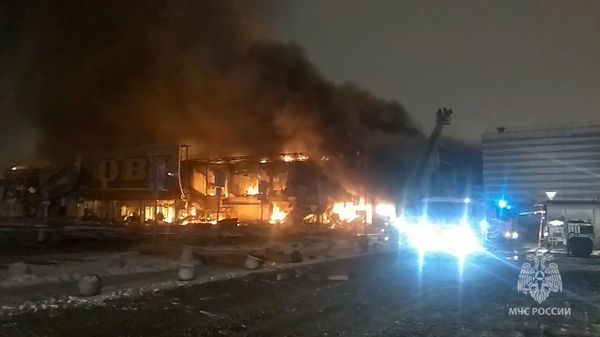 «Մեգա Խիմկի» առևտրի կենտրոնում բռնկված հրդեհը - Sputnik Արմենիա