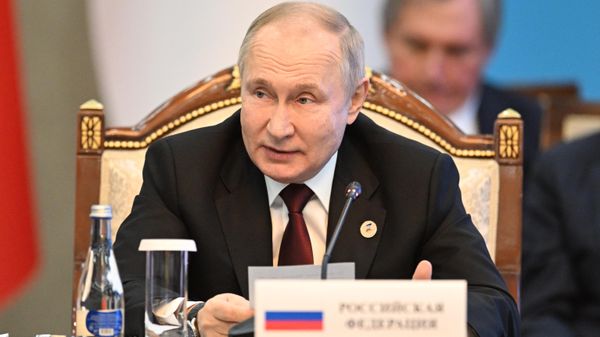 Президент РФ Владимир Путин - Sputnik Армения