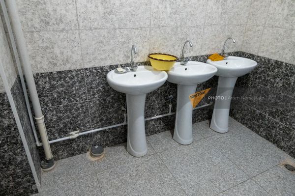 «Աբովյան» ՔԿՀ-ի վերանորոգված սանհանգույցներից մեկը - Sputnik Արմենիա