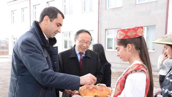 Հայաստանում Չինաստանի դեսպան Ֆան Յոնգը` Գեղարքունիքում - Sputnik Արմենիա