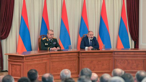 Торжественное заседание СНБ Армении с участием премьер-министра Никола Пашиняна по случаю Дня работника органов безопасности Армении (20 декабря 2022). Еревaн - Sputnik Армения