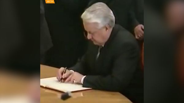 СССР развалили за ужином в Беловежской пуще, а СНГ создали к ужину в Алма-Ате - Sputnik Армения