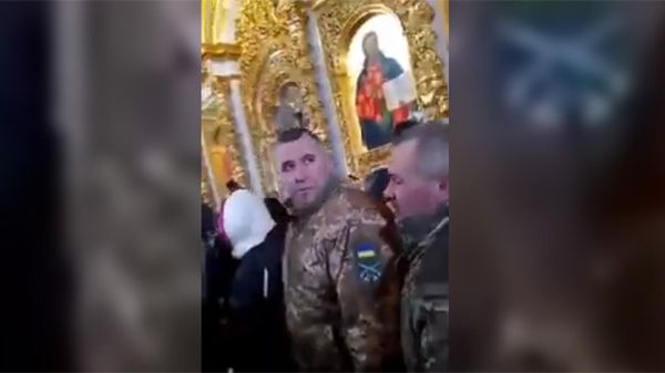 Раскольническое рождественское богослужение в Киево-Печерской Лавре - Sputnik Армения