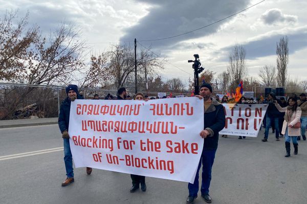 Հակառուսական ակցիայի մասնակցի քայլերթը (8 հունվարի, 2023). Գյումրի - Sputnik Արմենիա