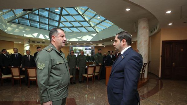 Рабочее совещание под председательством Министра обороны Сурена Папикяна с руководящим составом МО, ВС и ГШ ВС РА (9 января 2022). Еревaн - Sputnik Армения