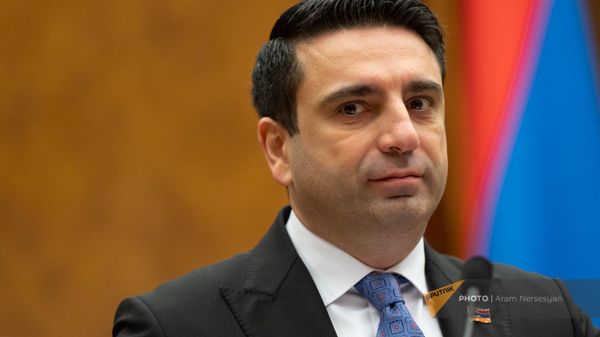 Ալեն Սիմոնյան - Sputnik Արմենիա