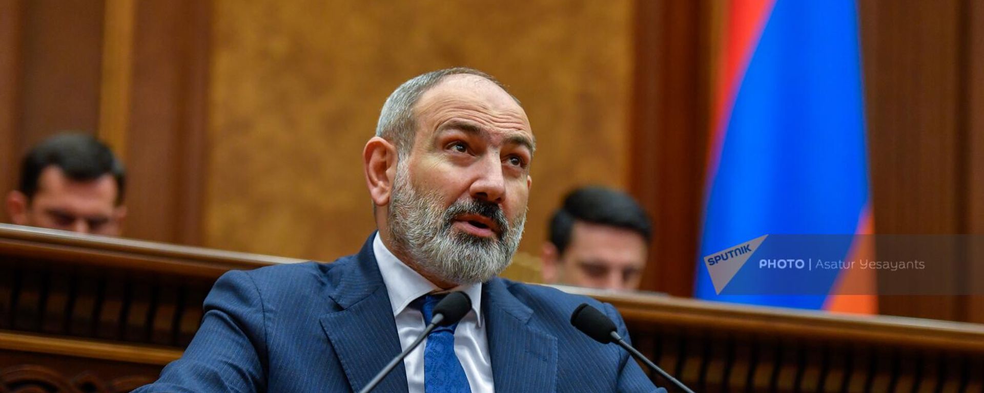 Премьер-министр Никол Пашинян во время правительственного часа в Парламенте Армении (18 января 2023). Еревaн - Sputnik Армения, 1920, 18.04.2023