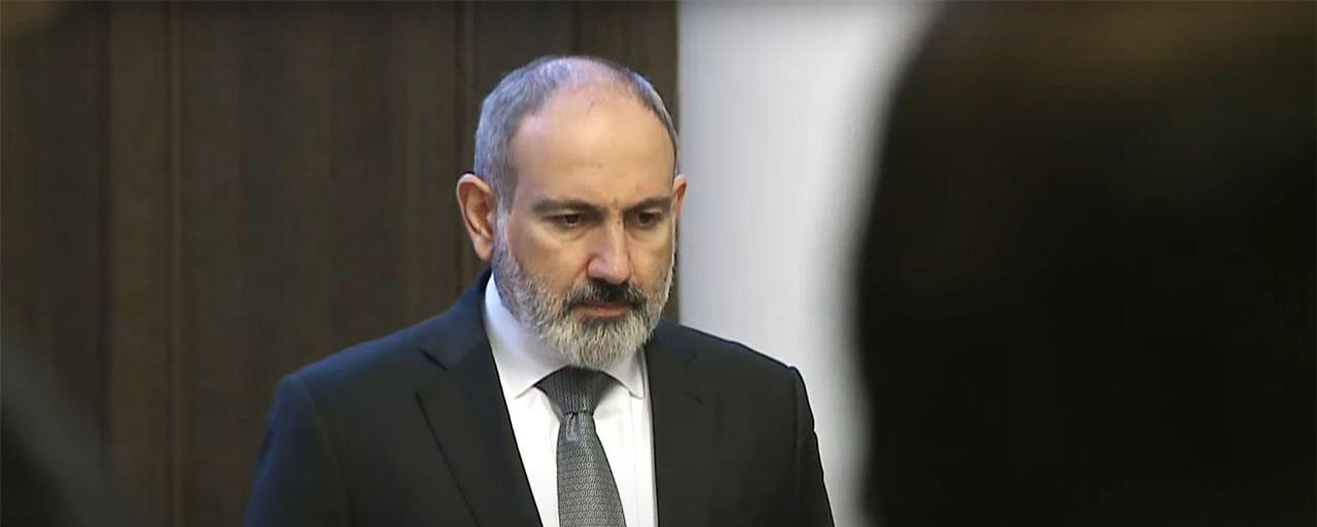 Минута молчания на заседании правительства в связи с пожаром в воинской части и гибелью 15 солдат (19 января 2023). Ереван - Sputnik Армения, 1920, 19.01.2023