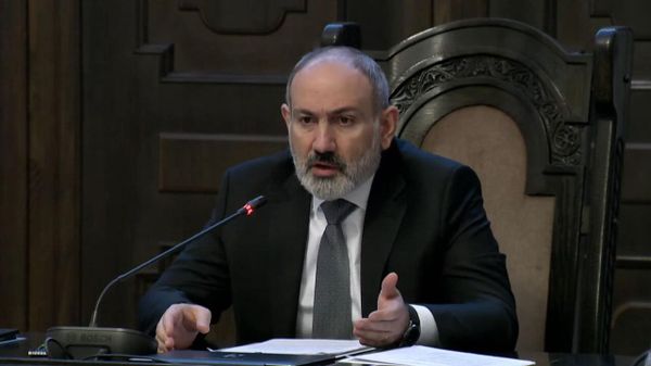 Премьер-министр Никол Пашинян на экстренном заседании правительства в связи с пожаром в воинской части и гибелью 15 солдат (19 января 2023). Ереван - Sputnik Армения
