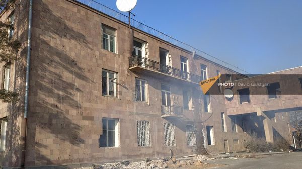 Бывшее здание Минобороны Армении - Sputnik Армения