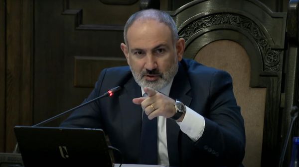 Премьер-министр Никол Пашинян на заседании правительства (26 января 2023). Еревaн - Sputnik Армения