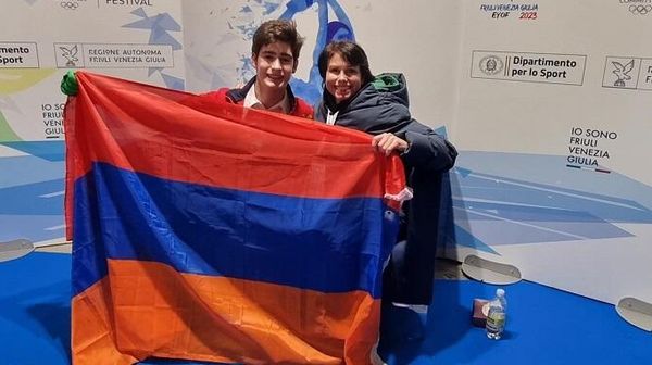Ձախից՝ գեղասահորդ Սեմյոն Դանիլիանցը - Sputnik Արմենիա