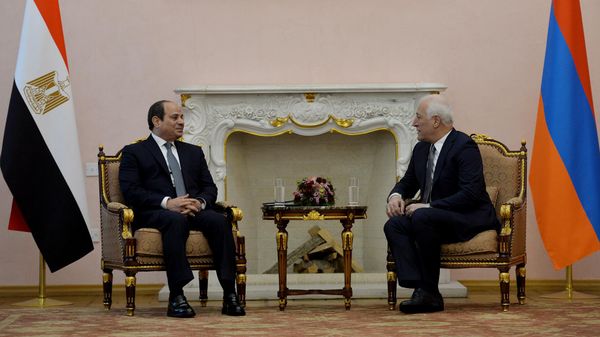 Встреча президентов Республики Армения и Арабской Республики Египет Ваагна Хачатуряна и Абдель Фаттаха Ас-Сиси (29 января 2023). Еревaн - Sputnik Армения