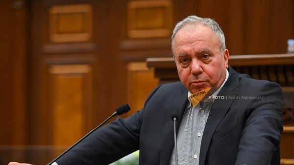 Парламентские слушания по представленному фракцией Армения проекту заявления НС “О закрытии Азербайджаном Лачинского коридора” (3 февраля 2023). Еревaн - Sputnik Армения