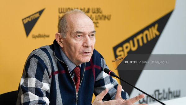 Пресс-конференция научного руководителя института философии, социологии и права НАН Армении, академика Геворка Погосяна (7 февраля 2023). Еревaн - Sputnik Армения