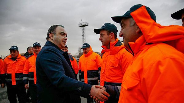 ՆԳ նախարարը և ՓԾ տնօրենը ճանապարհել են Սիրիա և Թուրքիա մեկնող փրկարարներին - Sputnik Արմենիա