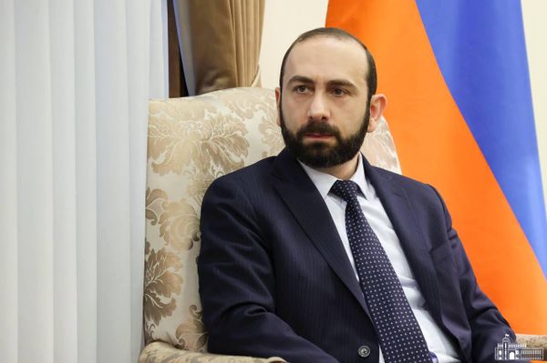 Արարատ Միրզոյան - Sputnik Արմենիա
