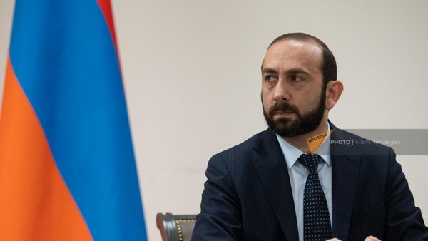 Главы МИД Армении и Хорватии Арарат Мирзоян и Гордан Грлич-Радман подписали Меморандум о взаимопонимании в области дипломатического образования и переподготовки (8 февраля 2023). Еревaн - Sputnik Армения