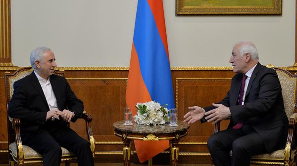 Վահագն Խաչատուրյանն ընդունել է Իրանի դեսպանին  - Sputnik Արմենիա