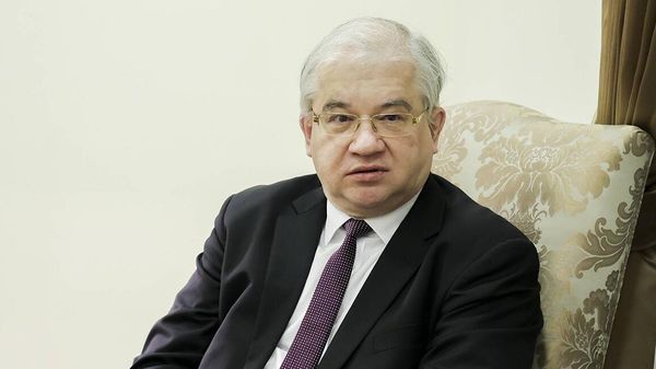 Министр иностранных дел Армении Арарат Мирзоян принял спецпредставителя министра иностранных дел РФ по вопросам содействия нормализации отношений между Арменией и Азербайджаном, российского сопредседателя Минской группы ОБСЕ Игоря Ховаева (9 февраля 2023). Еревaн - Sputnik Армения