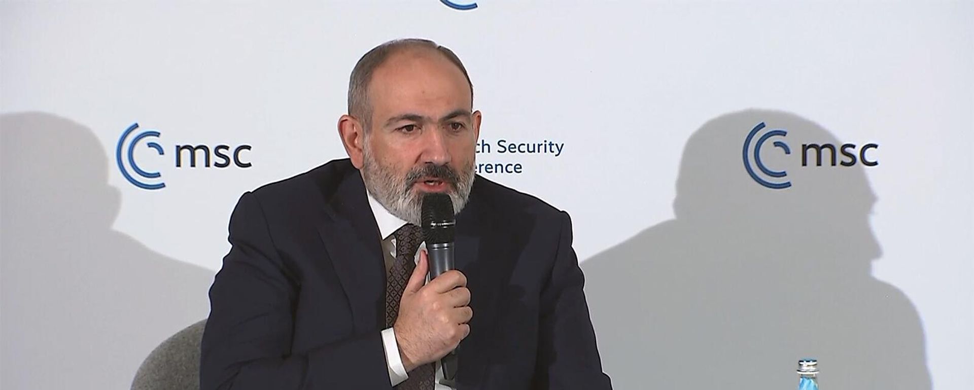 Премьер-министр Армении Никол Пашинян на панельной дискуссии по теме Укрепление безопасности на Южном Кавказе с участием лидеров Южно-кавказских республик (18 февраля 2023). Мюнхен - Sputnik Армения, 1920, 20.02.2023