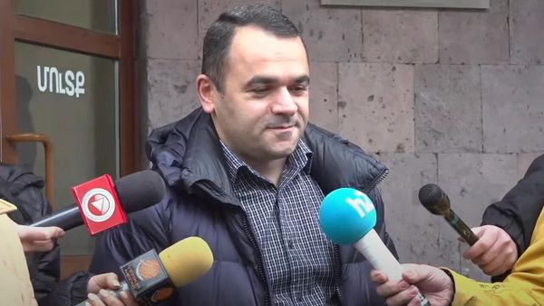Адвокат Акоп Енокян - Sputnik Армения