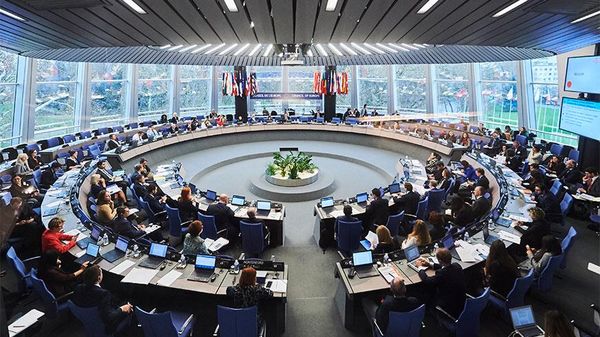 Выступление Армана Хачатряна о незаконном блокировании Азербайджаном Лачинского коридора на заседании Комитета министров Совета Европы (22 февраля 2023). - Sputnik Արմենիա