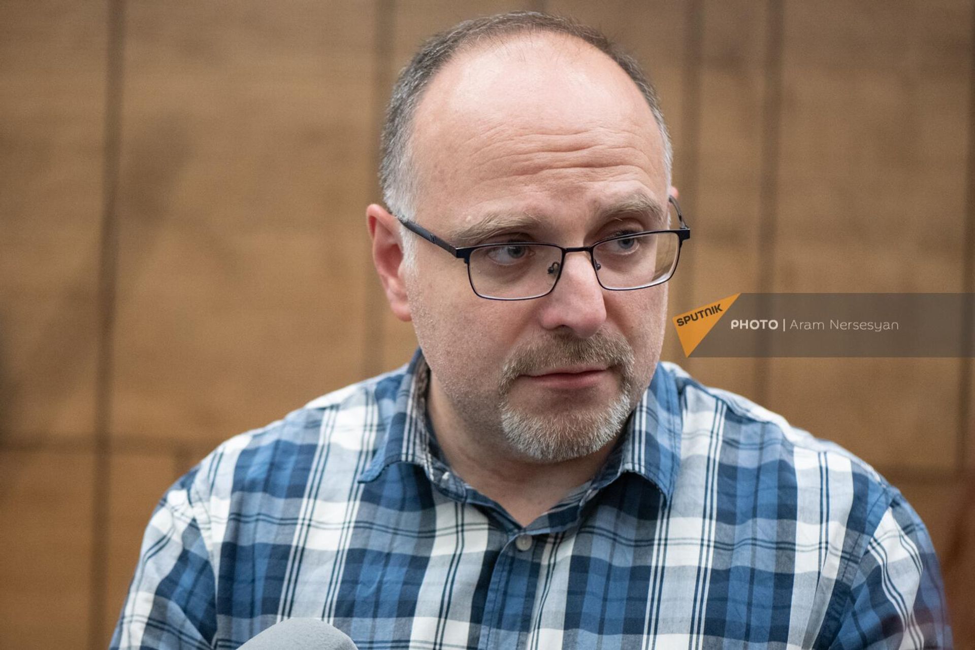 Член-учредитель Ассоциации охраны психического здоровья, директор Центра прикладной психологии ЕГУ, психотерапевт Давид Геворгян Член-учредитель Ассоциации охраны психического здоровья, директор Центра прикладной психологии ЕГУ, психотерапевт Давид Геворгян - Sputnik Армения, 1920, 23.02.2023
