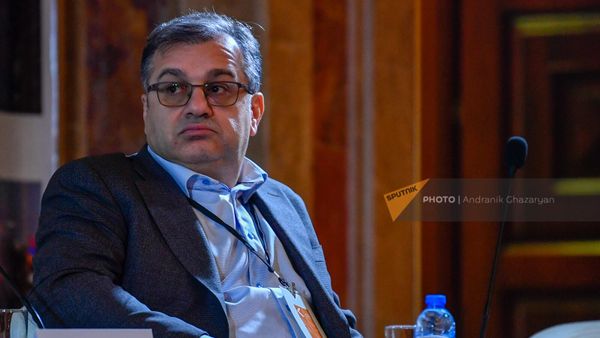 Артак Апитонян на научно-практической конференции Императив международного признания Республики Арцах (24 февраля 2023). Еревaн - Sputnik Армения